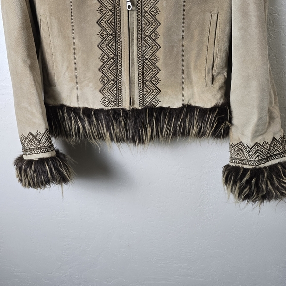 Weatherproof Garment Co. Vtg  Suede Leather Tan Embroidered Penny Lane Coat M - Picture 8 of 17